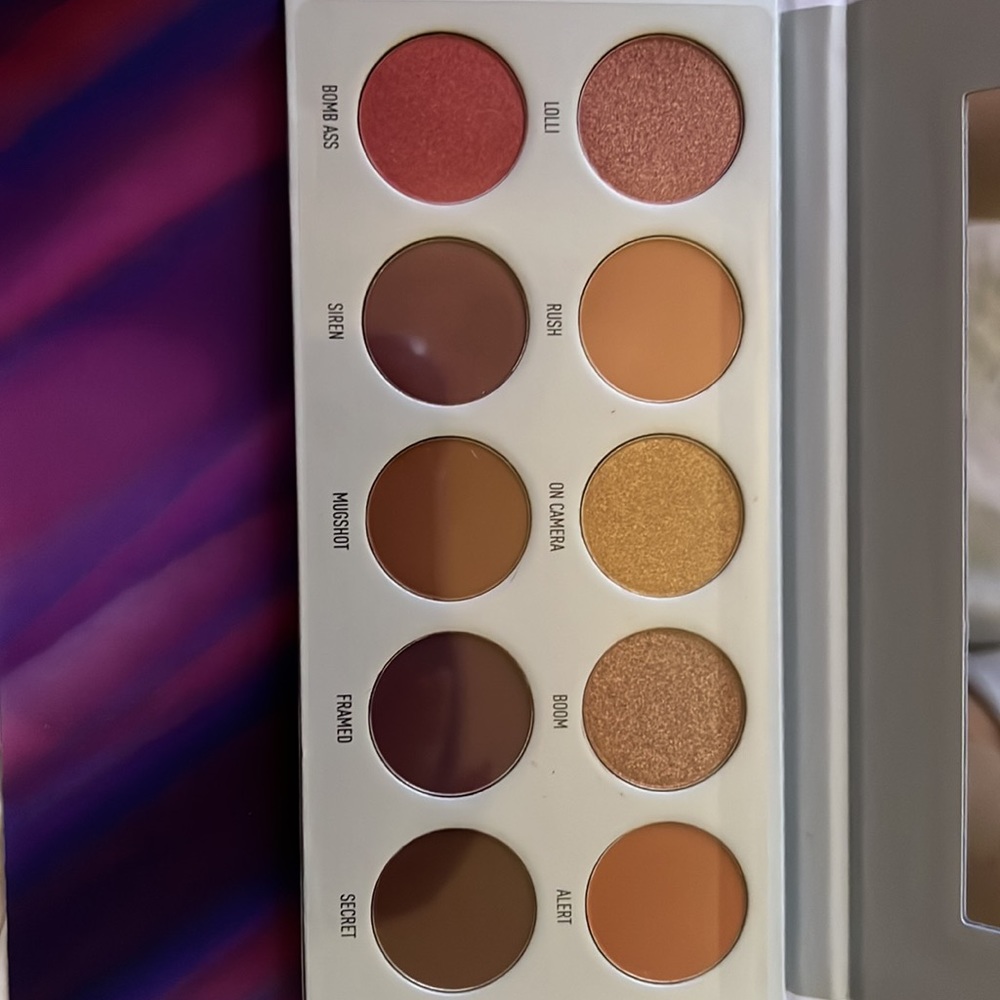 Jaclyn hill eyeshadow pallet